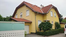 Doppelhaushälfte auf Eigengrund mit Garten und Garage in Bruckneudorf
