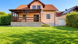Ihr neues Zuhause mit Pool, Garage und Blick ins Grüne – Ruhelage in Probstdorf