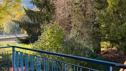 Frisch renovierte 92m2 Wohnung mit Blick ins Grüne 