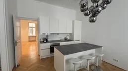 Sehr schöne Altbauwohnung in ruhiger Lage - Stilhaus!