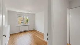SOFORT VERFÜGBAR! Erstbezug nach Sanierung – 2-Zimmer-Wohnung mit Loggia &amp; Lift!