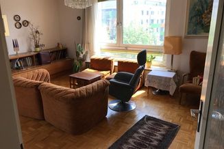 PRIVAT; helle u. ruhige 70m2 Wohnung im Zentrum von St. Pölten, Kaufpreis VB, Angebote bitte schriftlich