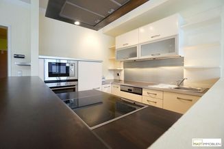 Sonnig ausgerichtete 3 Zimmer Maisonette Wohnung inkl. Einbauküche in ausgezeichneter Lage direkt in Baden - Bahnhofsnähe
