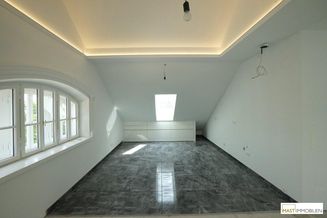 Wohnen im Herzen von Bad Vöslau - Exklusive Dachgeschoss Wohnung "Gründerzeit Villa" mit einer optimalen Raumaufteilung.