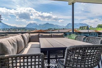 Luxuriöse Neubau Terrassenwohnung mit Panorama Fernblick auf die Alpenwelt