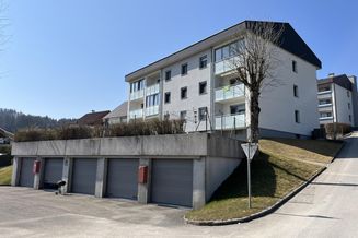 NEUER PREIS! Neuwertige 4-Zimmer Wohnung mit Fernblick und Garage zum kleinen Preis in Thomasroith