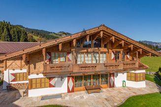 Landhaus im traditionellem Tiroler Stil in idyllischer Lage
