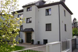 Möblierte 2-Zimmer-Wohnung mit Balkon in schöner, ruhiger Stadtlage (Salzburg)