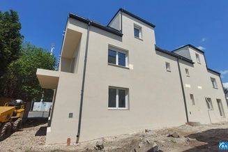 Charmante Maisonettewohnung mit Balkon in Neu-Essling - ERSTBEZUG!
