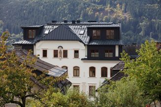 exklusive Dachgeschosswohnung in einer revitalisierten Stadtvilla mit Seeblick in Millstatt