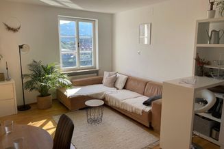 Wunderschöne 3 Zimmer-Wohnung mit Balkon in Halleins Altstadt