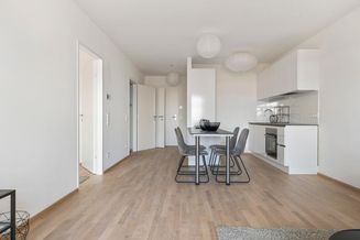 Schick, neu &amp; perfekte Verkehrsanbindung AM DONAUKAI | Provisionsfreie 2-Zimmer Wohnung mit Balkon
