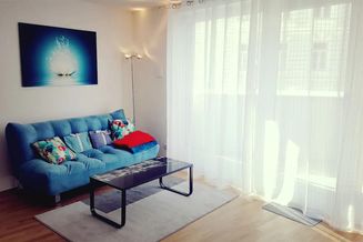 New beautiful furnished Apartment with spacious terrace near Naschmarkt / Pilgramgasse / Expat friendly
