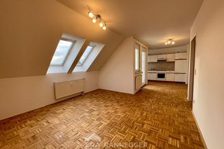 PROVISIONSFREI: Helle 2-Zimmer-Wohnung mit Süd-West-Terrasse in Liebenau!