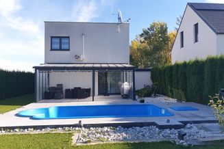 Neuer Preis - Einfamilienhaus mit großem Garten - Pool - Terrasse - Garage