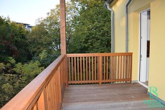 Traumhafte Etagenwohnung mit Terrasse und Balkon - Houselift - Gartennutzung - Autostellplatz