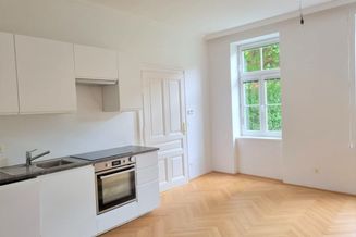 Gemütliche 2-Zimmer-Altbauwohnung im ruhigen Innenhof/Hochparterre - Zentrumslage