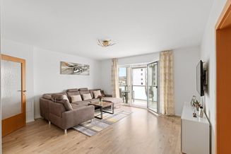 Neuer Preis: Neuwertige 3-Zimmer-Wohnung mit Balkon und Carport in Mattighofen