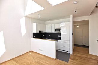 ERSTBEZUG - Ruhige und helle 2,5-Zimmer Maisonette Wohnung mit Wohnküche, Klimaanlage und Kellerabteil - UNBEFRISTET