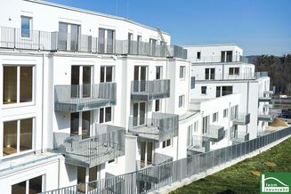 KLOSTERGARTEN 66 - Lichtdurchflutete 3-Zimmer-Wohnung mit Balkon - Edle Ausstattung inklusive Küche. - WOHNTRAUM