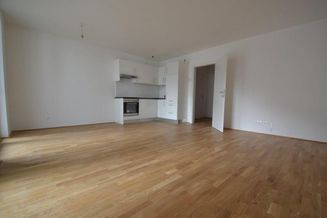 Annenviertel / Zentrum - 72 m² - 3 Zimmer Wohnung mit großem Balkon - WG-Fähig