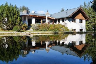 Scharten: Landhaus-Villa mit viel Grün &amp; Wasser!