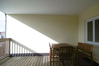 Ideal aufgeteilte 4-Zimmer-Wohnung mit zwei Balkonen in ruhiger Lage