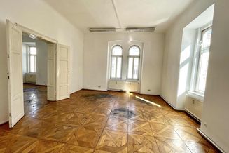 Exklusive und hochwertige Wohnung mit historischer Veranda in perfekter Lage im beliebten Grazer Bezirk Geidorf