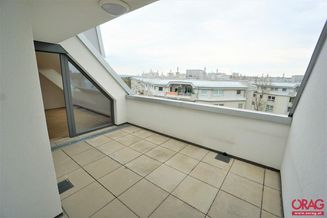 Helle Zwei-Zimmer-Dachgeschoßwohnung mit Terrasse zu mieten - 1210 Wien