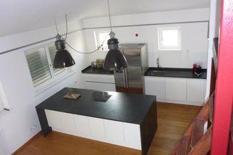 Exquisite 2 - 3 Zimmer Wohnung mit Dachterrasse