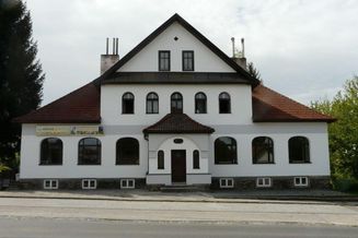 Wohn- und Geschäftshaus in Schwarzenau