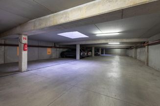 Garagenplatz/ Abstellplätze - Nähe Augarten