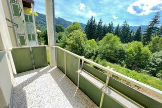 Gepflegte 62m² Wohnung mit Balkon und Küche- ruhig im Grünen -PROVISIONSFREI