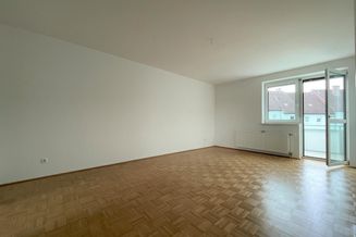 Linz OED: Großzügige, renovierte 2-Raum-Wohnung: Urban und grün wohnen mit hohem Wohlfühlfaktor - inklusive Carport - sofort verfügbar!