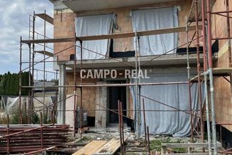 CAMPO-HAUS: Der Vollwärmeschutz wird aufgebracht - Fußbodenheizung verlegt - Estrich betoniert - Massiv-Bau, Wohntraum in einem Reihenhaus (1)! Belagsfertig September 2022