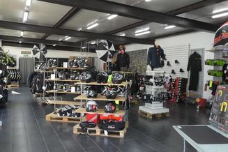 Top Outfitter for Bikers sucht Nachfolger!