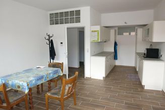 ERSTBEZUG: Familienwohnung mit 3 Schlafzimmern, Terrasse, Abstellraum und eigener PKW-Stellplatz