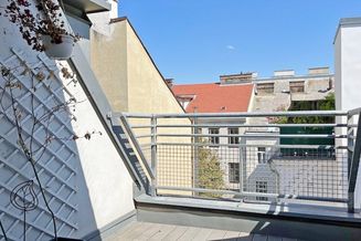 Luxuriöse Dachgeschoss Maisonette mit Terrasse! Top LAGE