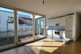 Toplage Servitenviertel - Architektendachausbau mit toller Terrasse - Hochwertige Ausstattung