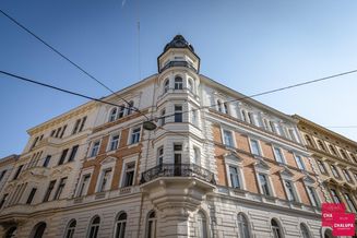 Klassische Altbauwohnung mit sonnigem Erker im Botschaftsviertel
