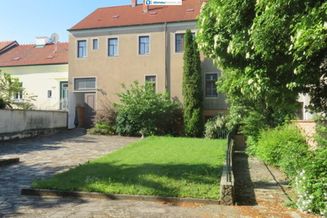 3730 Eggenburg: Jahrhundertwende Haus mit Garten!