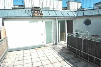 *Tanken Sie die Sonne!Dachgeschoß-Maisonette Wohnung mit Terrasse* / ab sofort mieten
