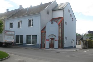 Stadtstockhaus mit Ordination und Wohnung