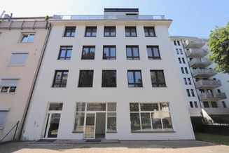 Bürofläche mit großer Fenster-Front direkt an Gersthofer Straße
