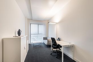 All-inclusive-Zugang zu professionellen Büroräumen für 1 Person in Regus Office Park Airport