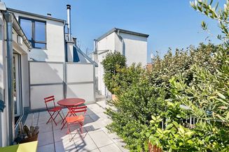 Bestlage Elterleinplatz! Sonnendurchflutete 3,5-Zimmer-Architekten-Dachgeschoss-Wohnung mit Terrasse und Balkon in Grünlage