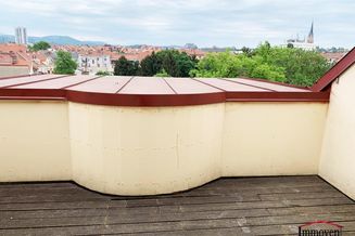 UNBEFRISTET- Helle Dachgeschosswohnung mit schöner Aussicht in Bestlage!