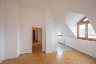 Tolle 2-Zimmerwohnung im Dachgeschoss beim Schlossquadrat/Margaretenhof