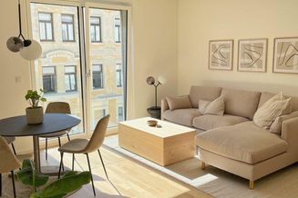 Stilvoll eingerichtetes Designer-Apartment (2-Zimmer) // voll möbliert // ab sofort beziehbar!