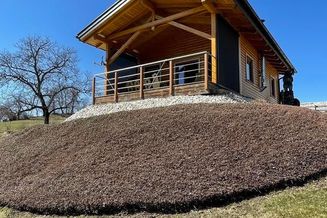 Wunderschönes Holzhaus in erhöhter Lage mit Panoramablick übers Drautal